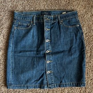LUCKY BRAND Denim Button Up Skirt size 12 / 31